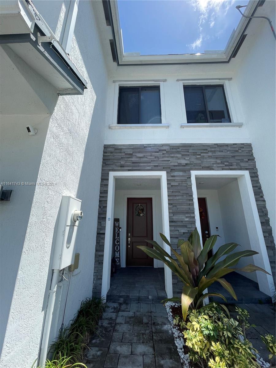 10890 Southwest 235th Street – photo 5