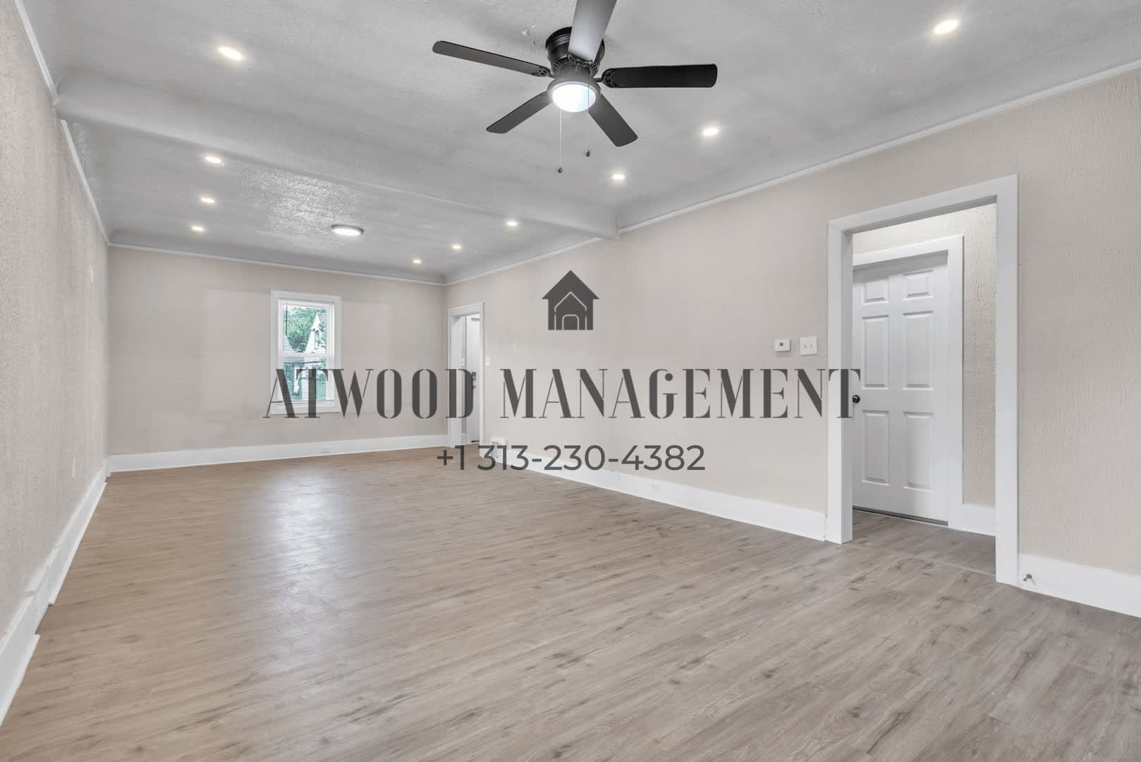 This Beautifully Updated 3 Bedroom 1 Bath Single Family Home Is Ready For Move In – photo 2