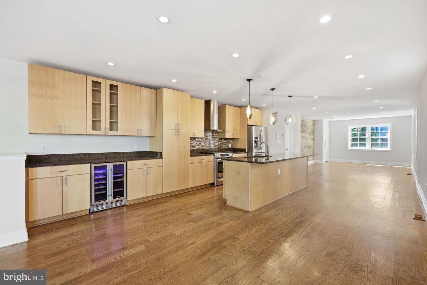 1820 INDEPENDENCE Avenue SE – photo 3