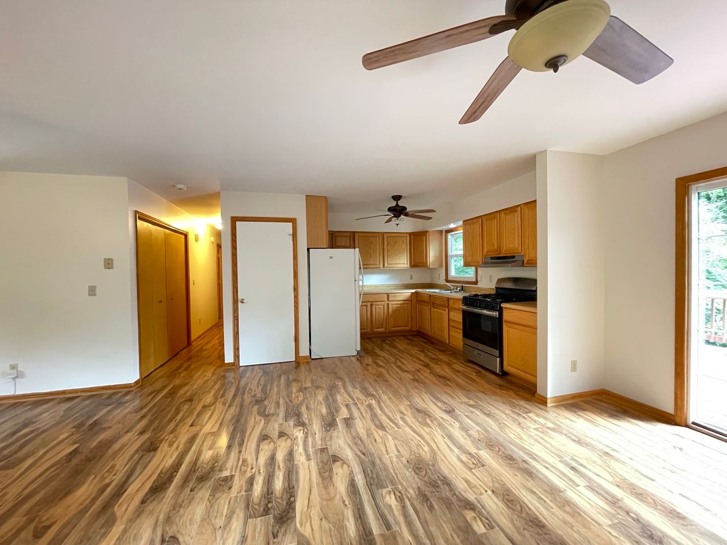 3 Bedroom Home on a Serene Setting – photo 4