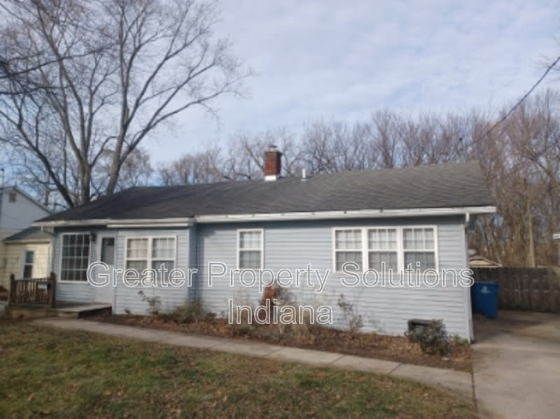 412 W South St – photo 1