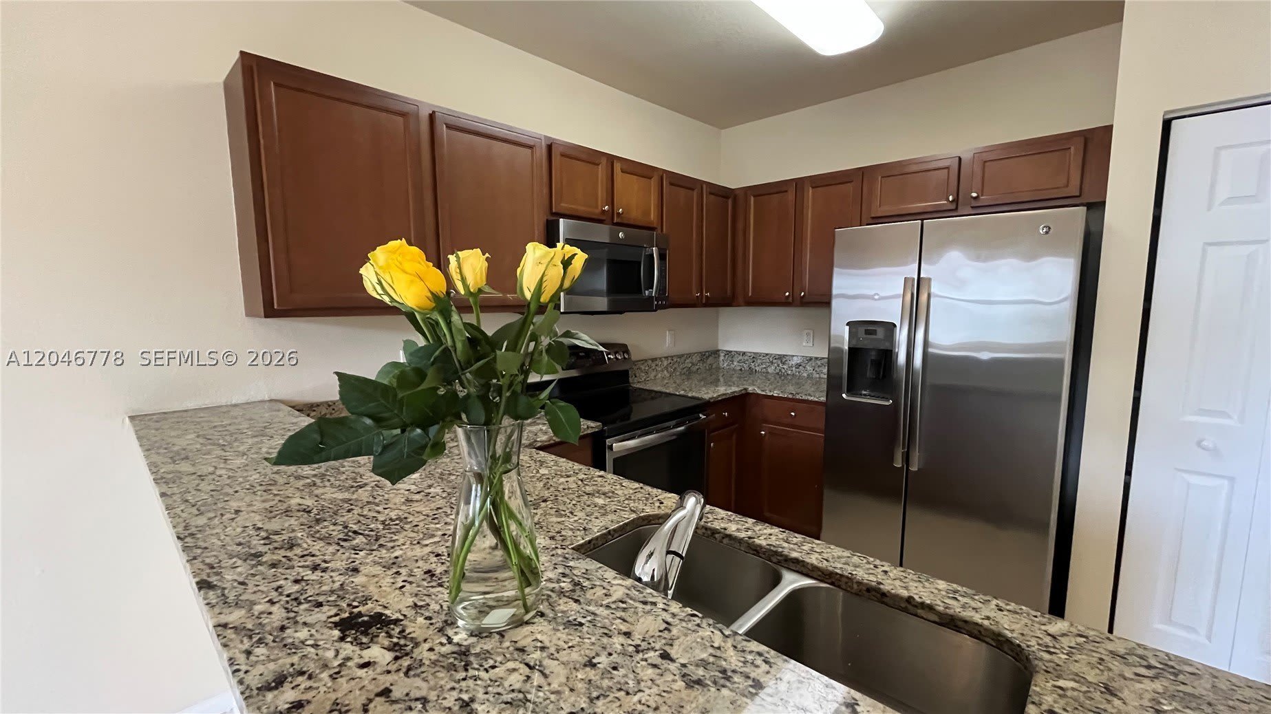 8850 Nw 97Th Ave – photo 2