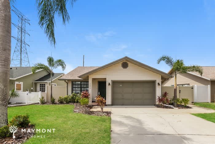 2886 Whispering Drive South – photo 1