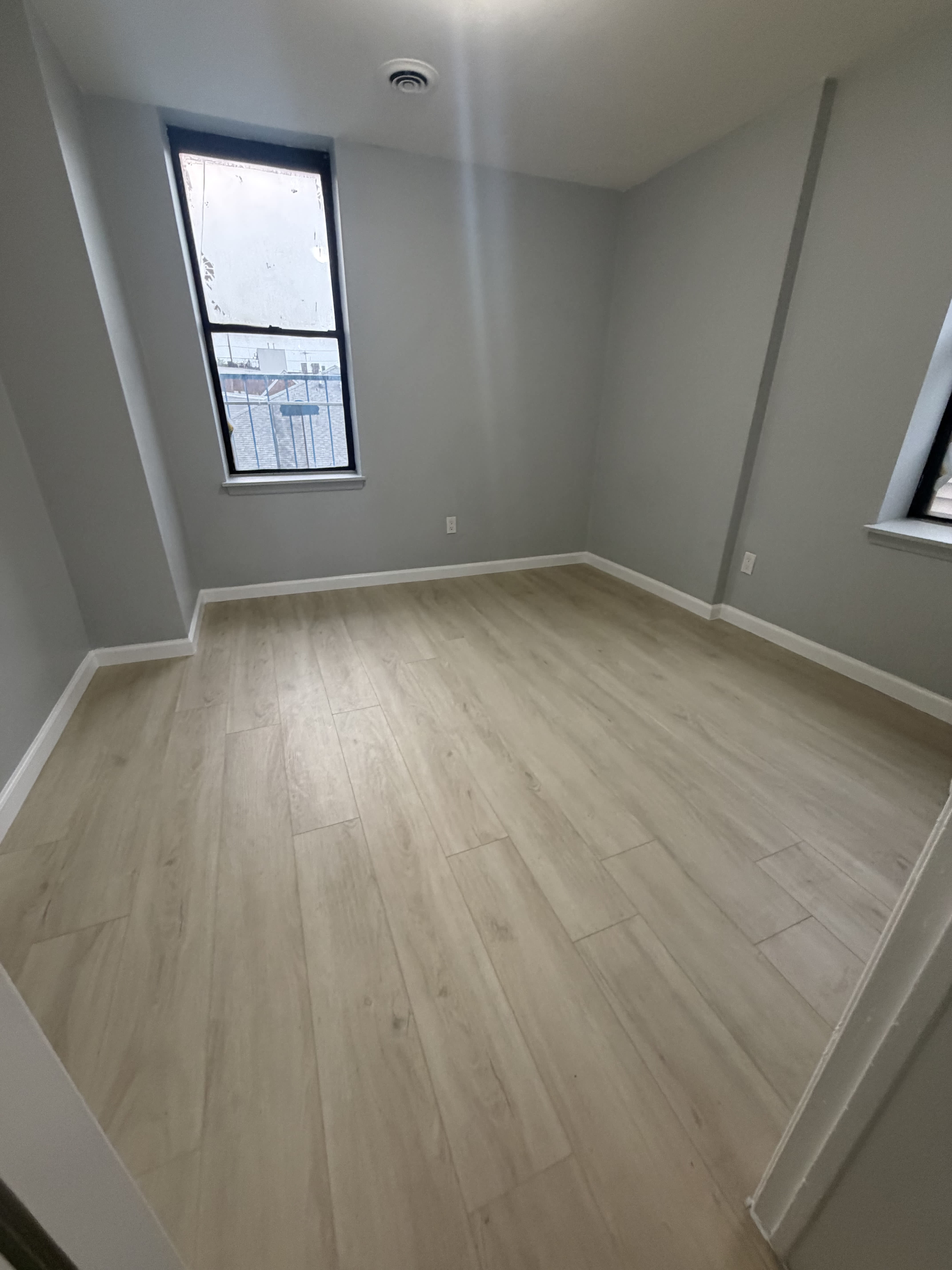 61 Concord St – photo 4