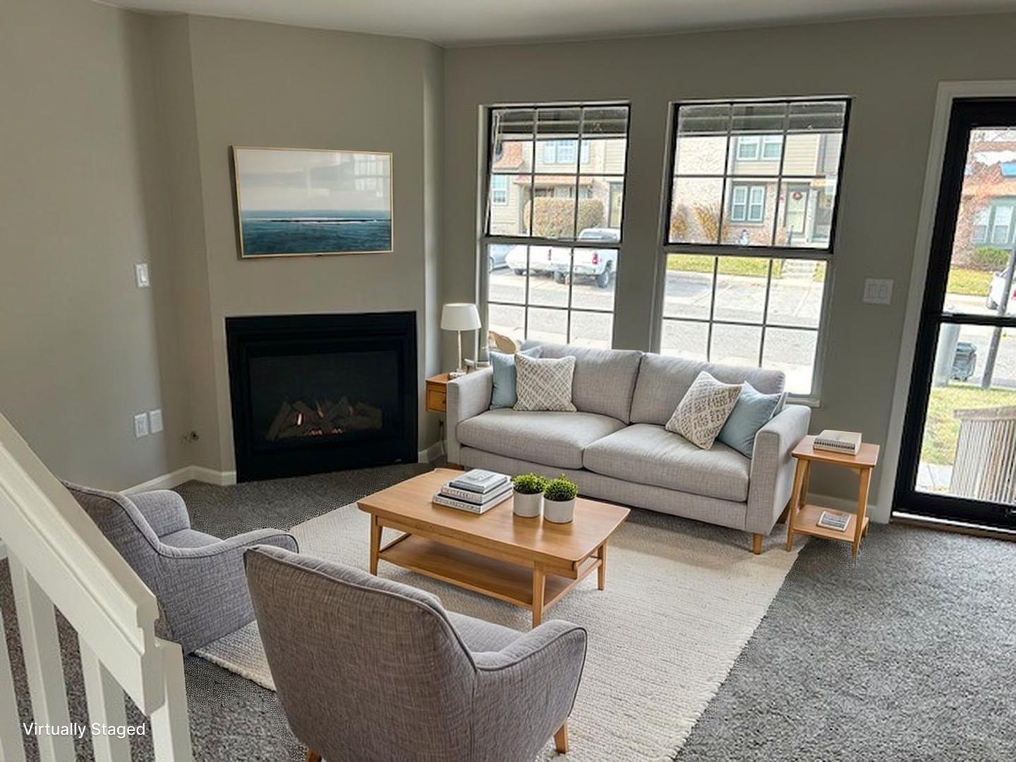 Like New Townhome in Great Aurora Community – photo 3