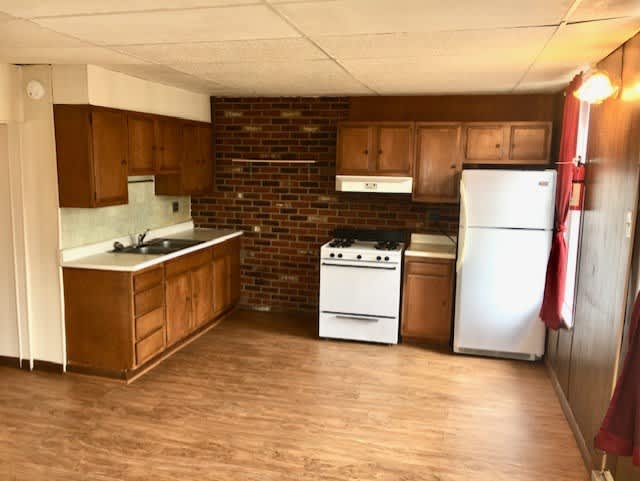 241 Marietta Ave – photo 2
