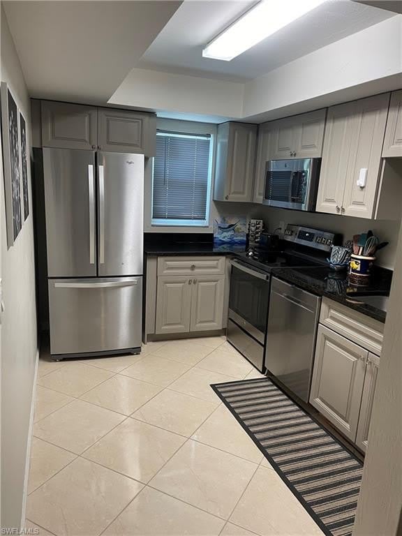27249 Pullen Ave – photo 4