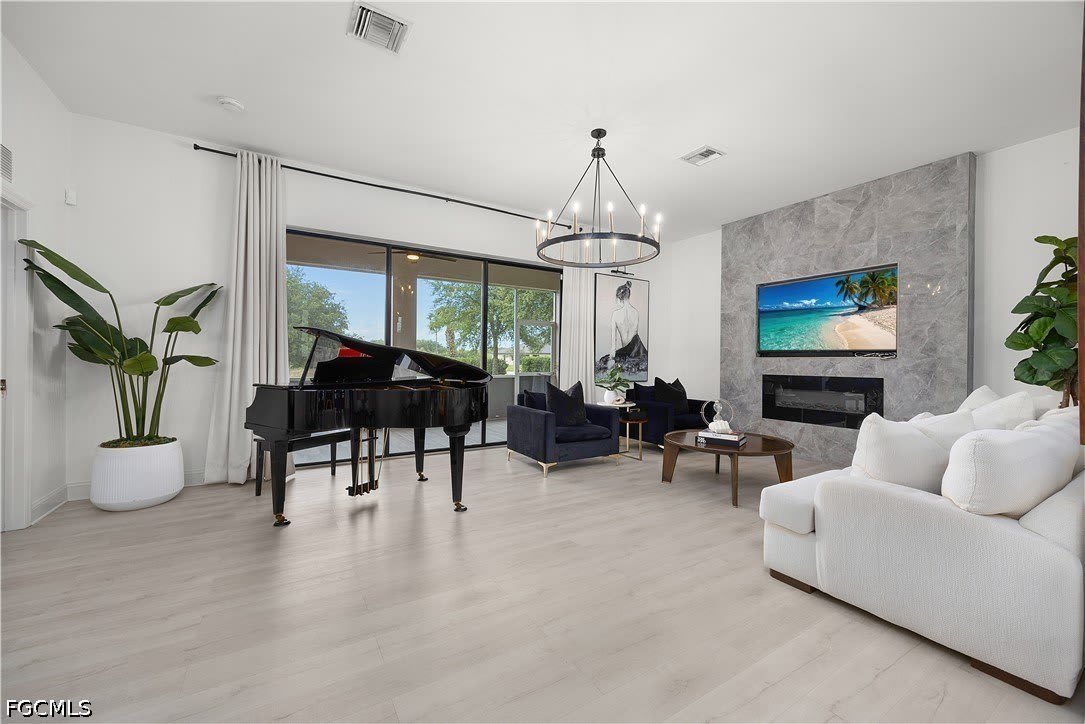 598 ASTON LAKE Court – photo 3