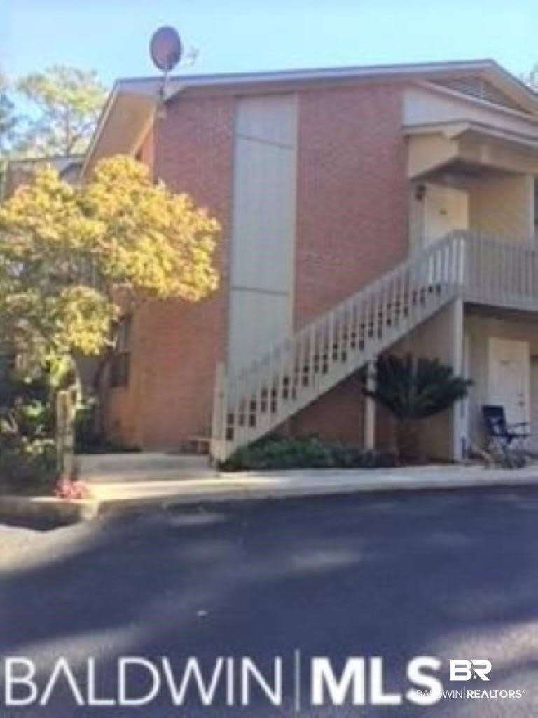 512 Lake Forest Boulevard – photo 1