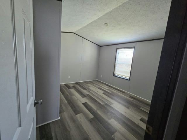 1022 Dogwood St – photo 4