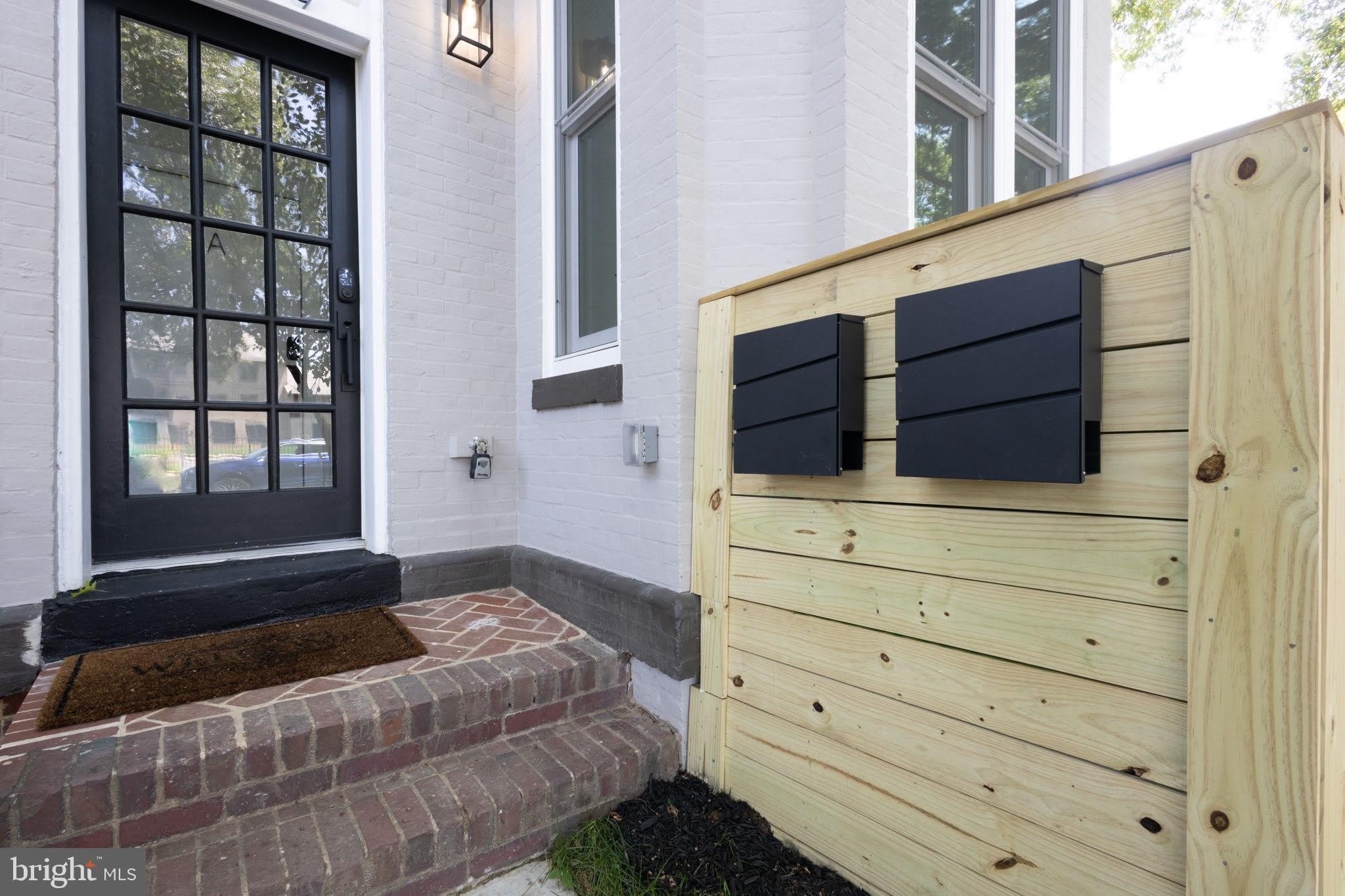 1239 5TH Street NW – photo 4