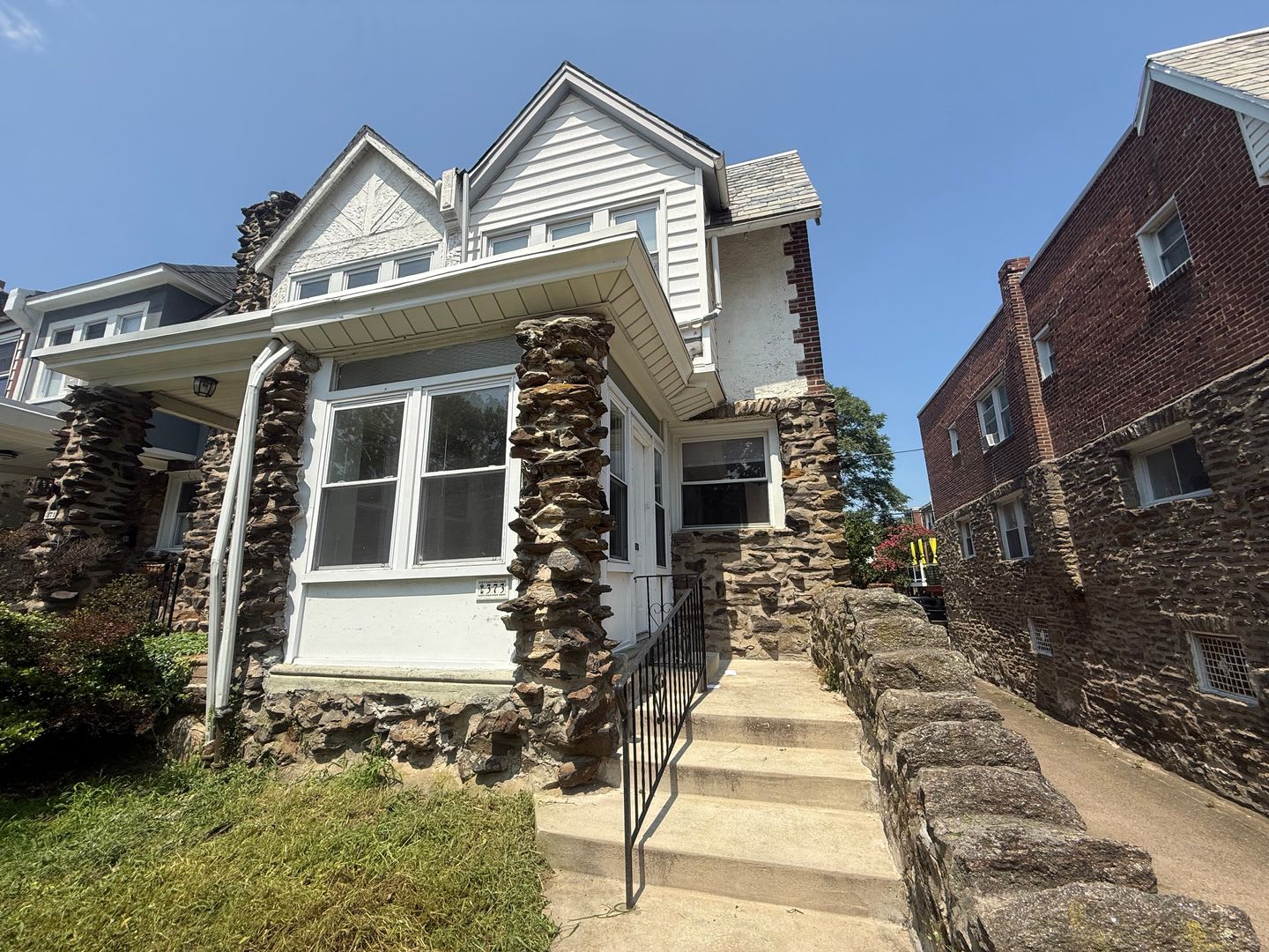 373 E Cliveden Street 3Bd 1 5Bt Single Family Home With Garage Detached Fenced In Backyard Private Laundry – photo 1