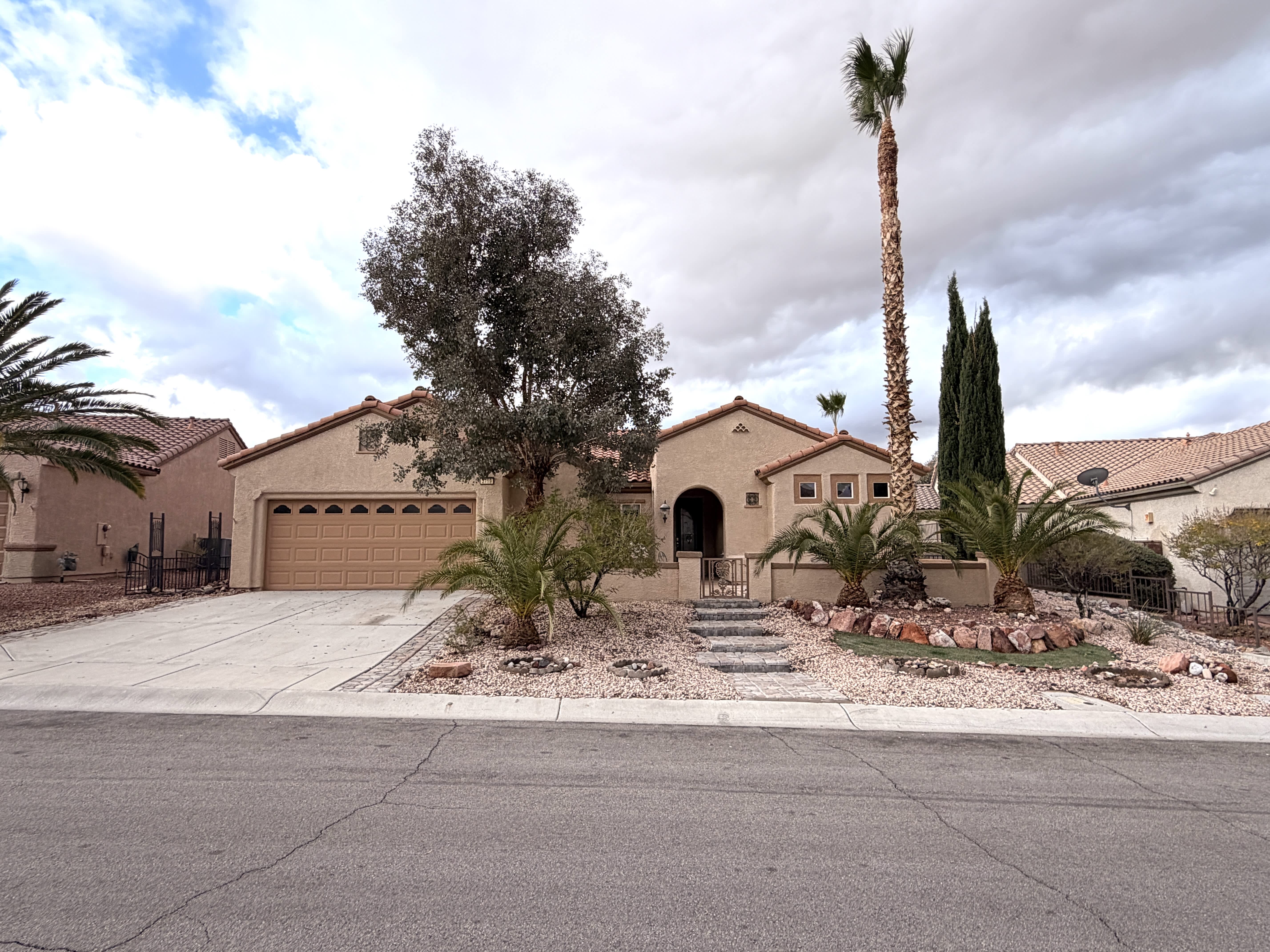 2759 Foxtail Creek Ave – photo 2