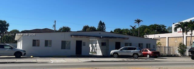 2900 W Flagler St – photo 1