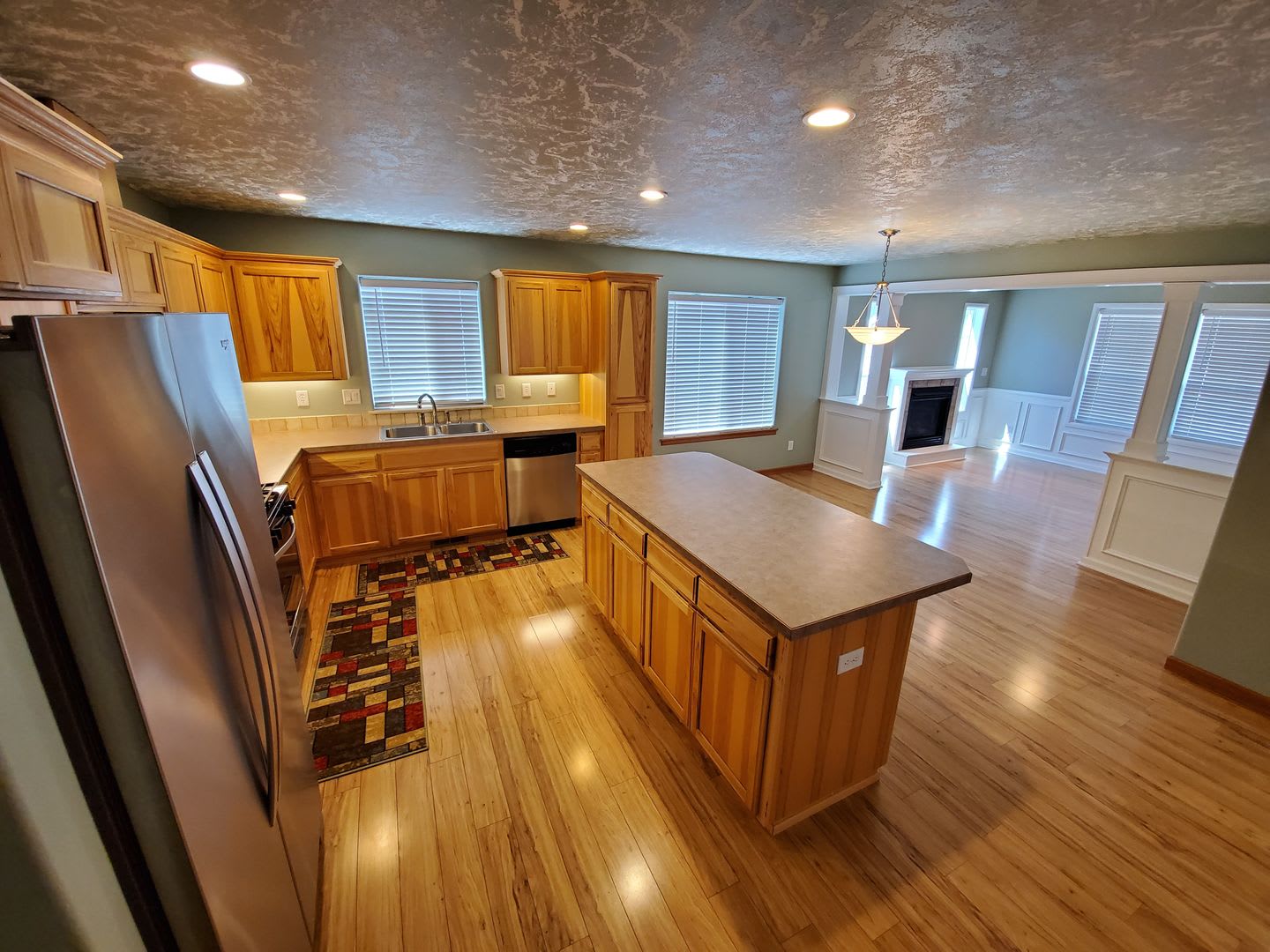 Pet Friendly 3 Bed 2 5 Bath Home Near I 5 – photo 5