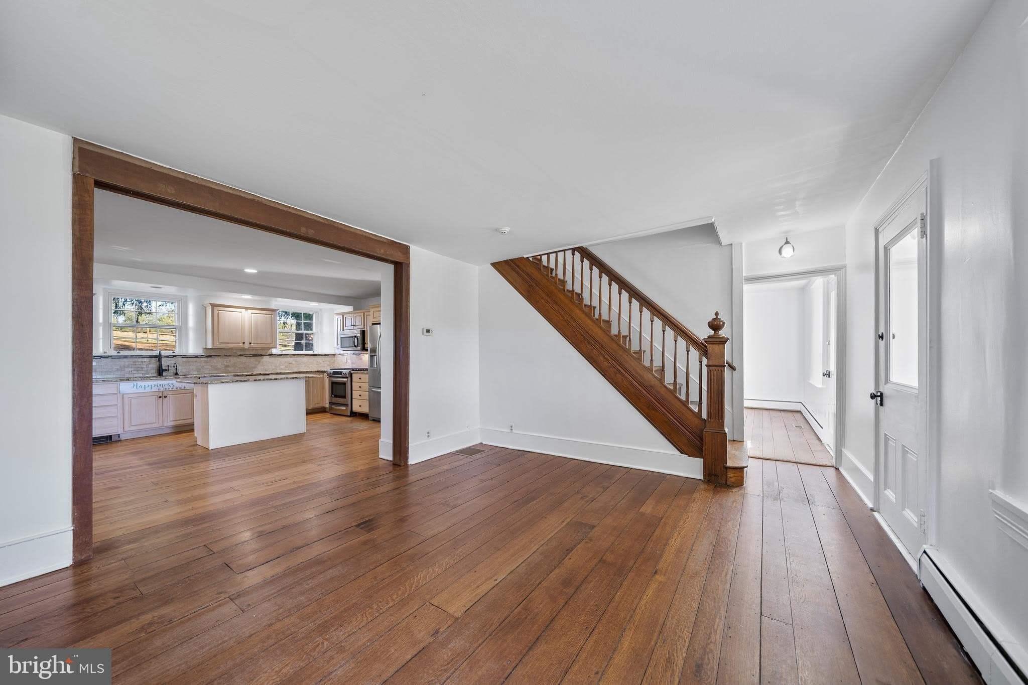 1025 N CHATHAM Road – photo 4