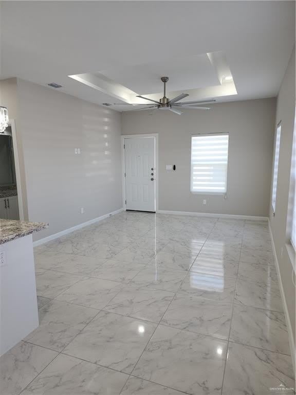 1018 N Woodson Avenue – photo 4