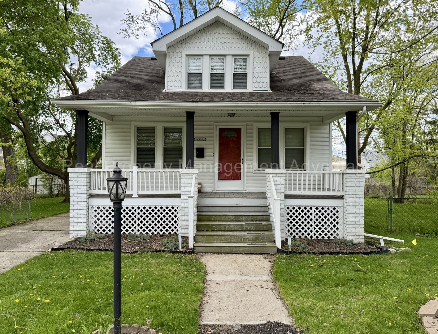 Complete Ferndale Renovation 4 Bedrooms And Two Full Bathrooms – photo 2