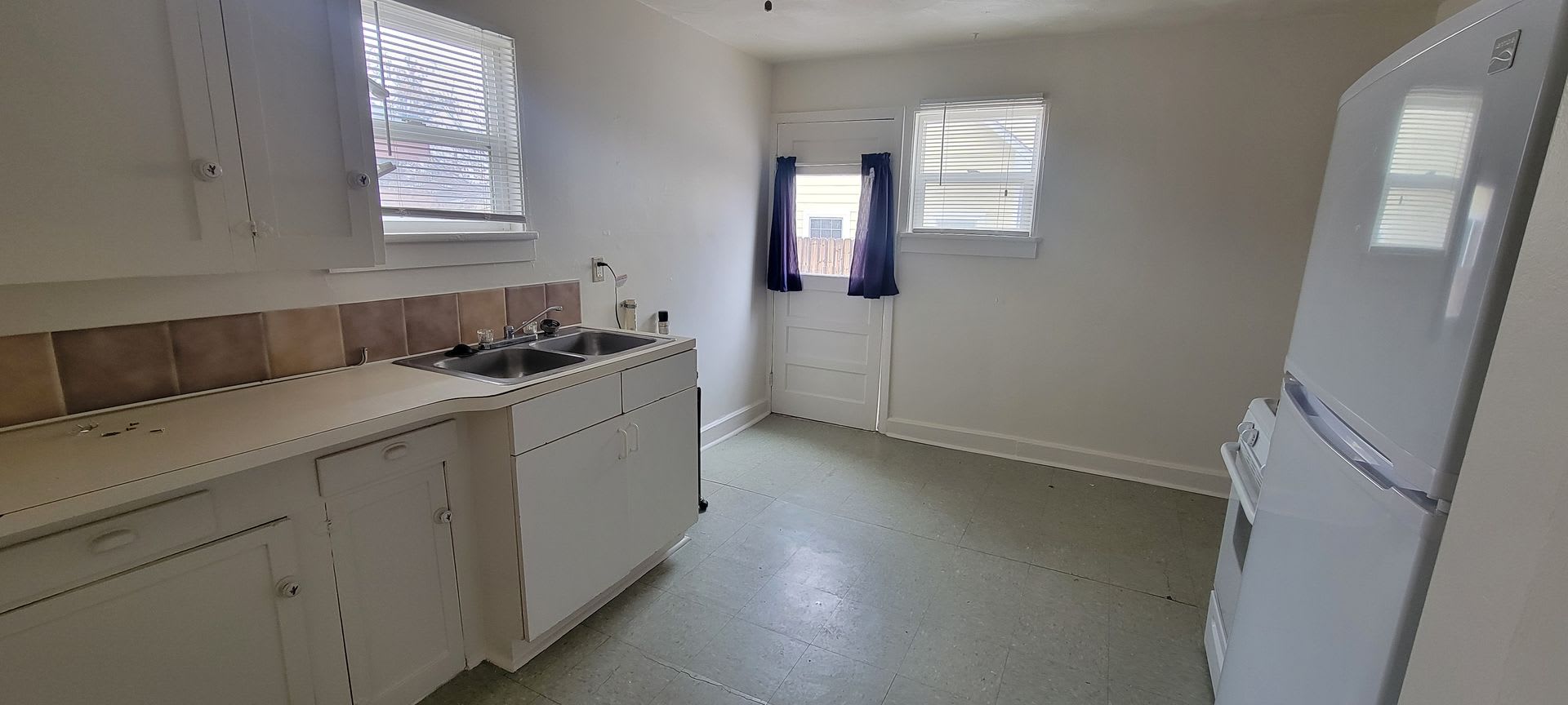 2 bedroom 1 bath house – photo 5