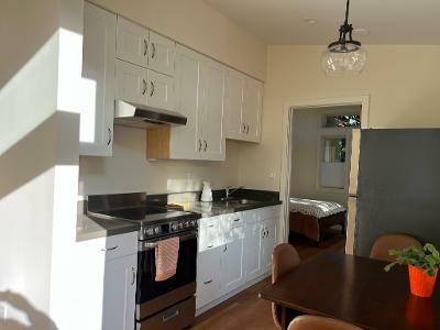 1525 Ada Street – photo 4