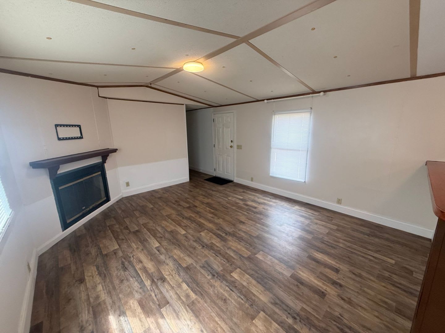 Charming 3BD/2BA Home in Clover, SC – photo 3