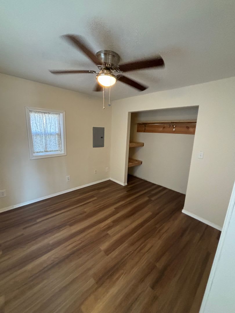 1 Bedroom Home In North Pole Washer Dryer In Unit – photo 5