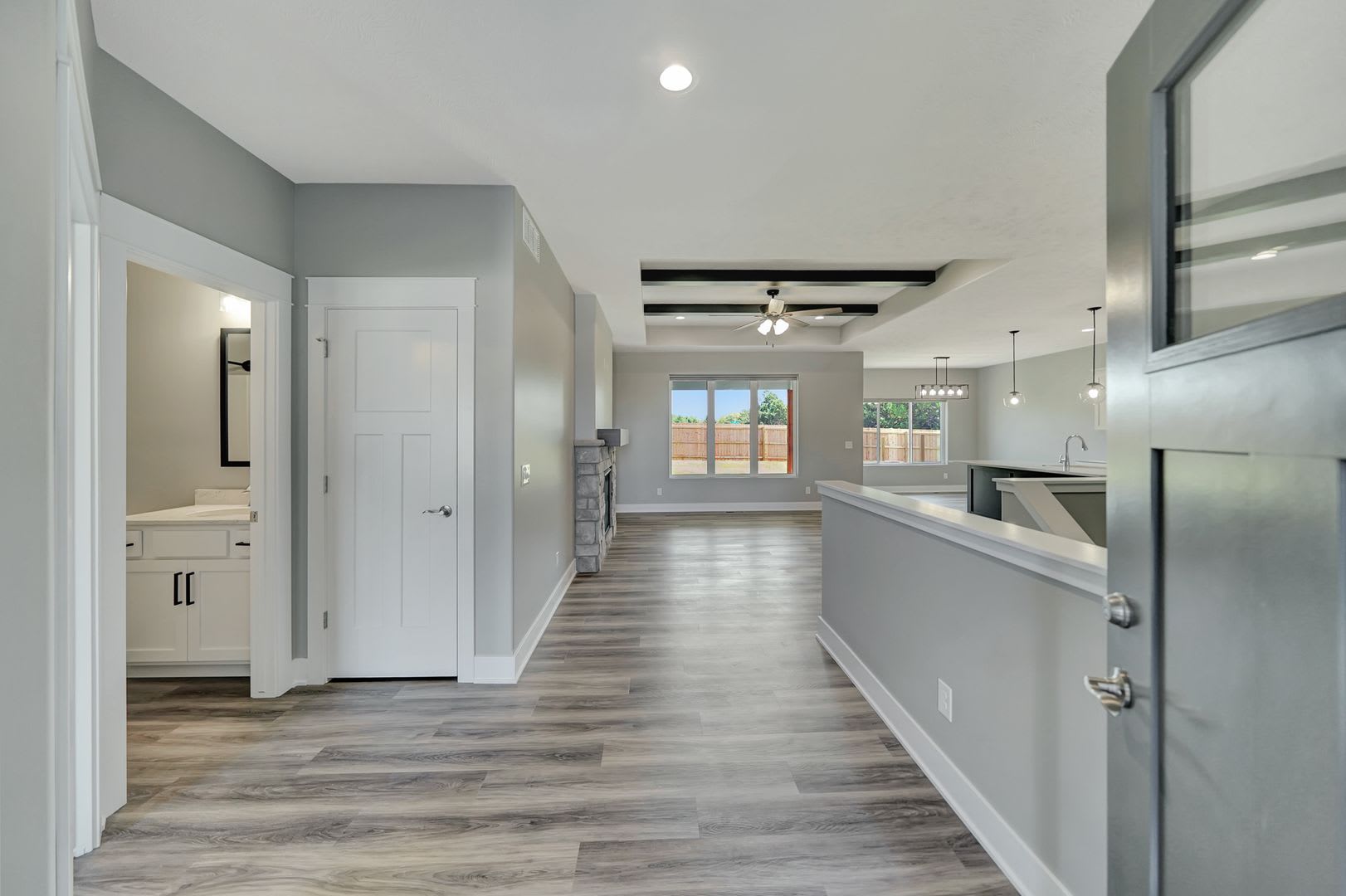Luxury Townhome – photo 2
