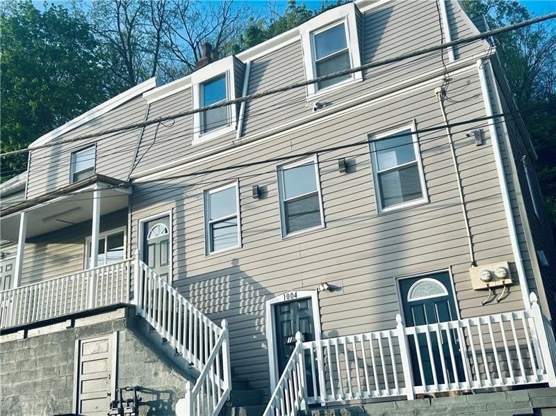 1004 Fritz St – photo 1