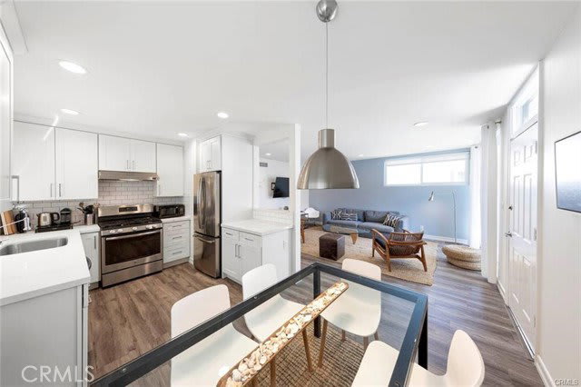 207 Cypress Street – photo 3