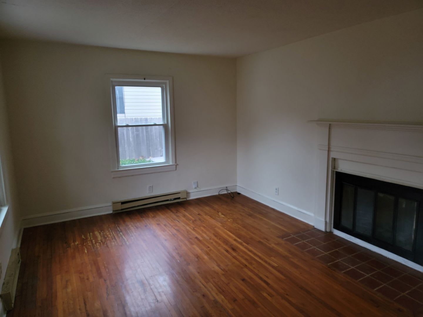 2 Bedroom 1 Bathroom House – photo 5