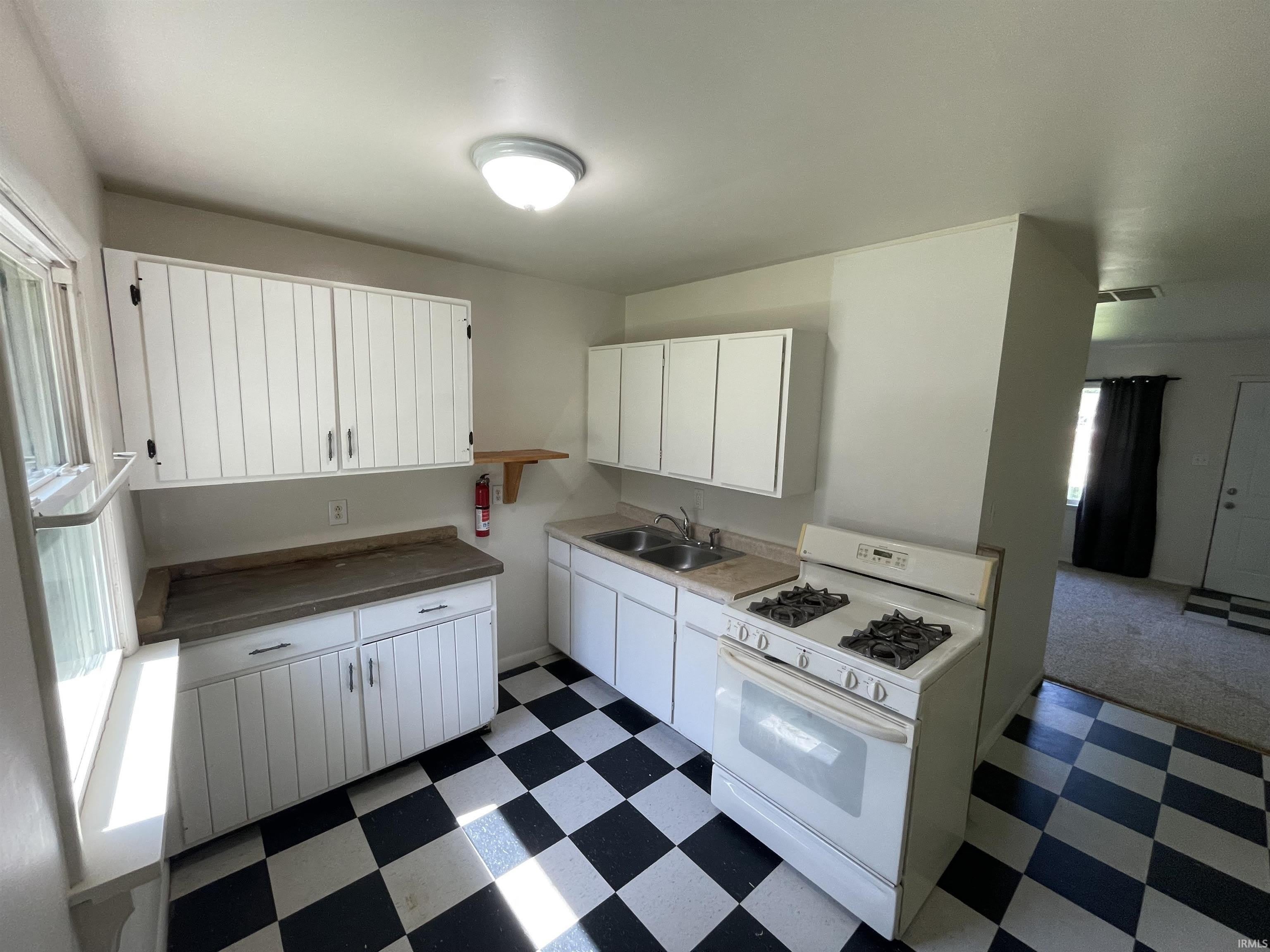 5229 S College Drive – photo 4