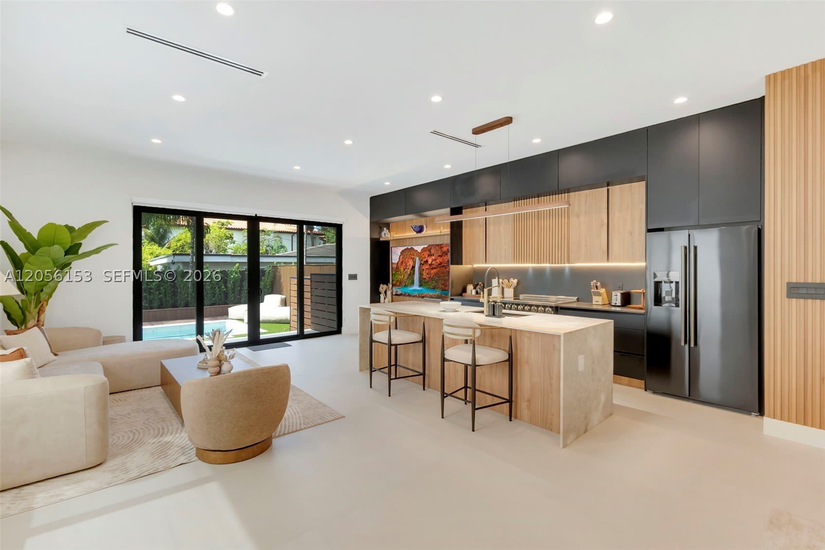 3011 SW 27th St – photo 3