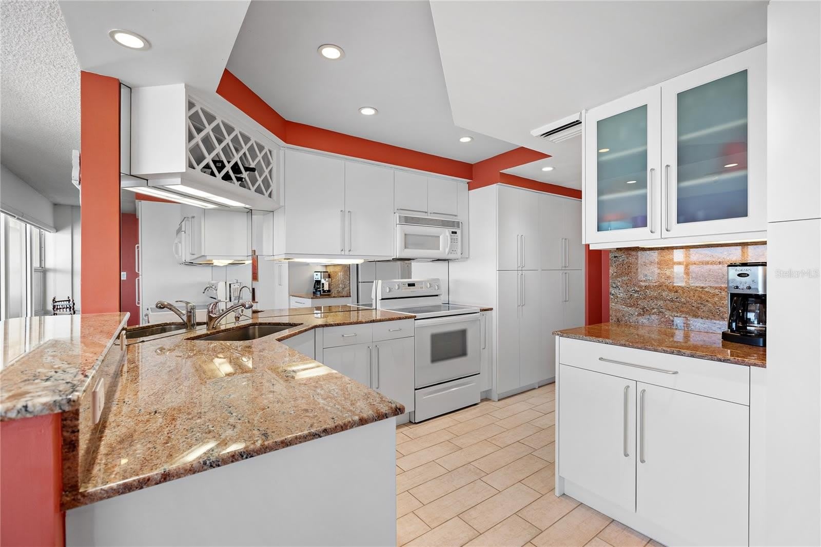 601 LONGBOAT CLUB Road – photo 5