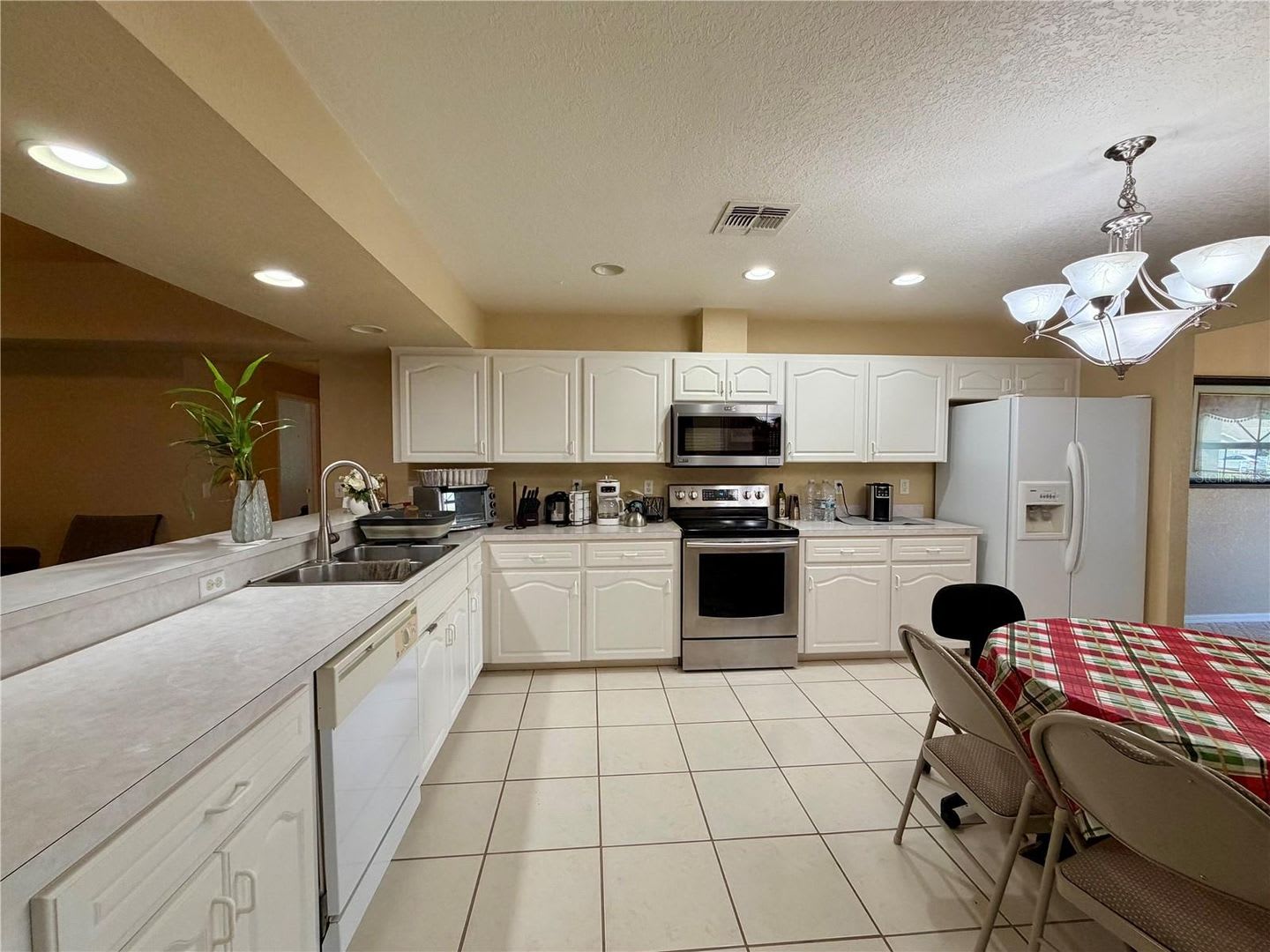 1762 Grey Fox Dr – photo 2