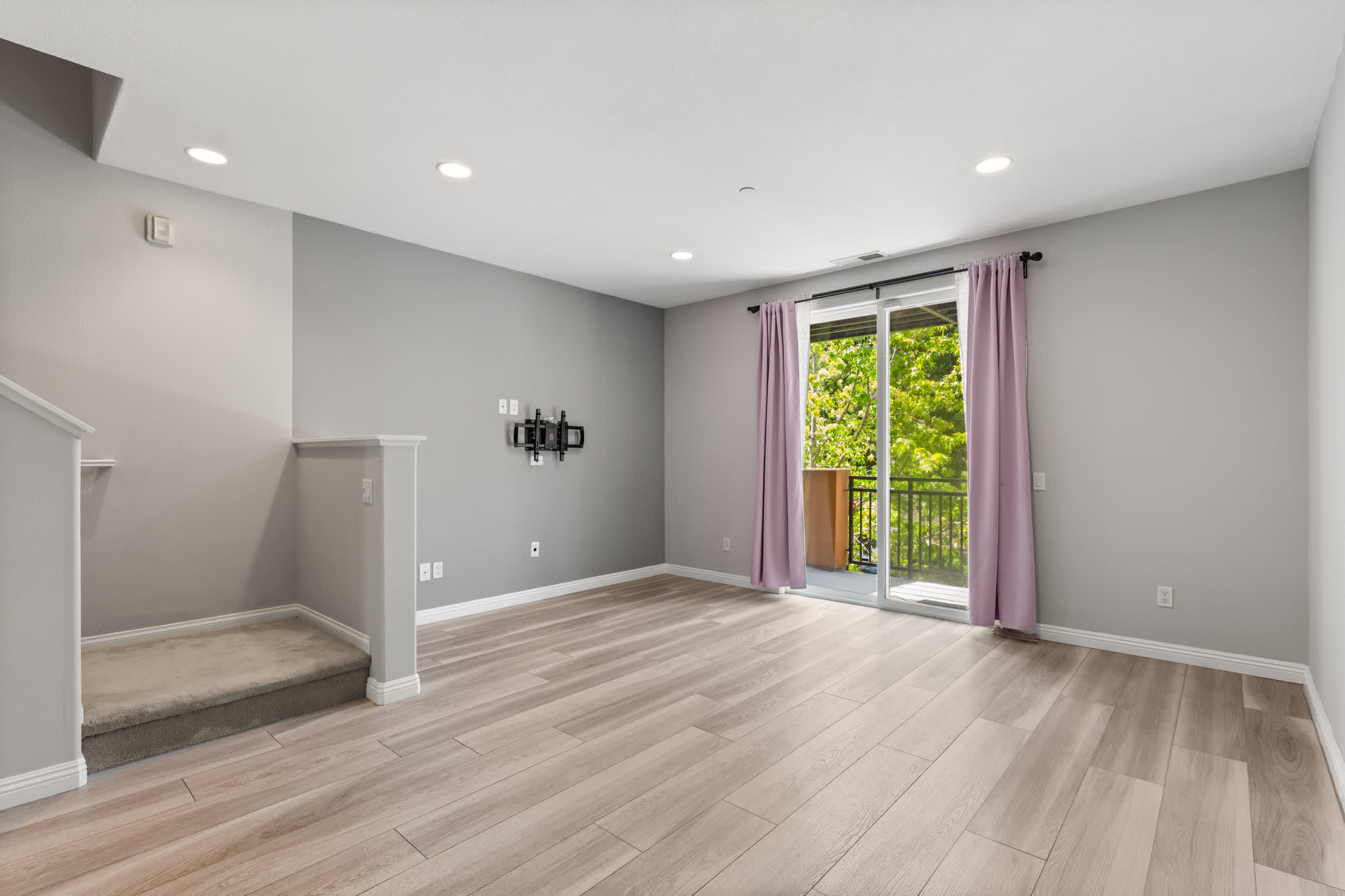 8620 Belford Avenue – photo 4