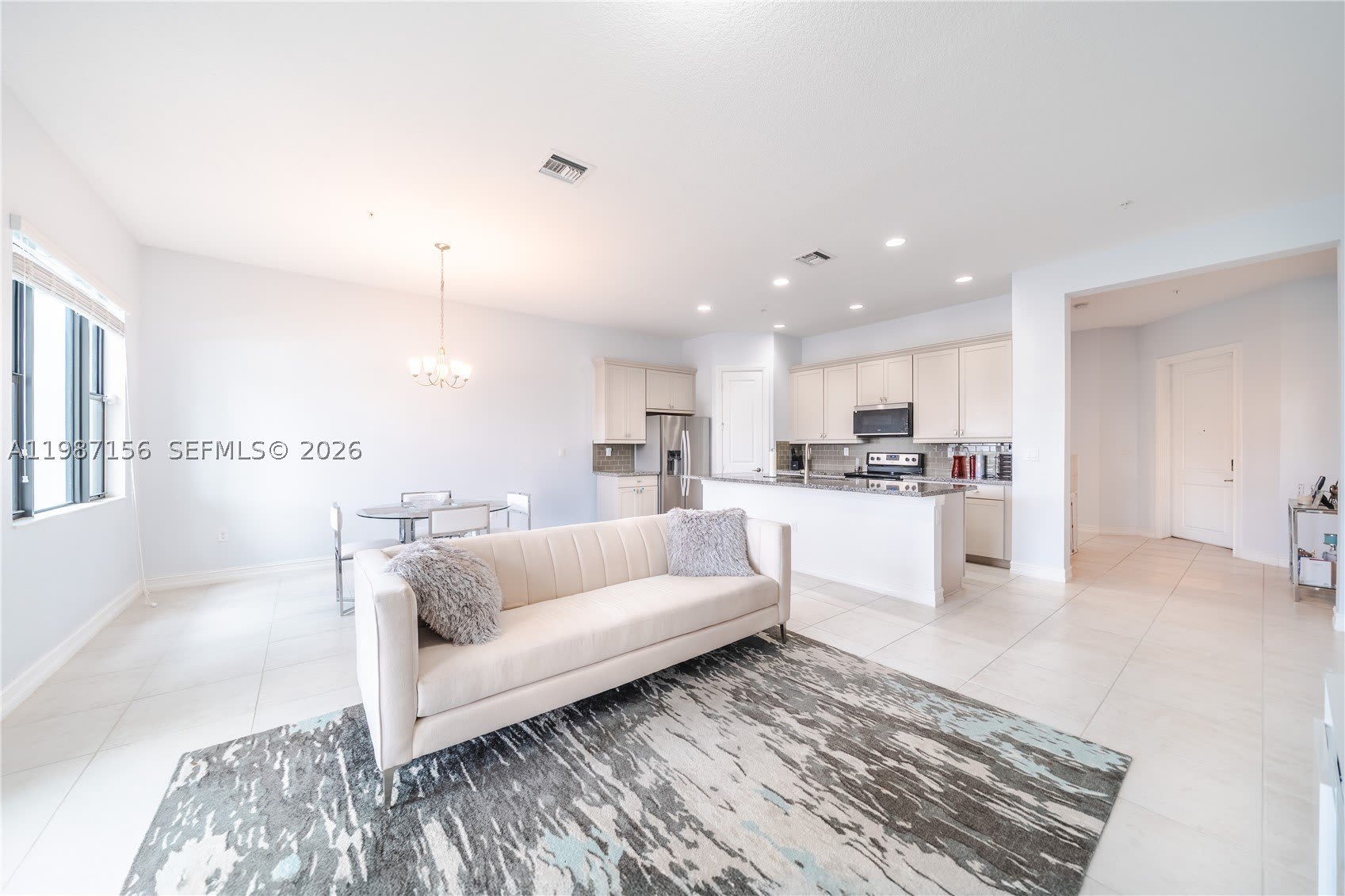 11674 SW 13th Ln – photo 4