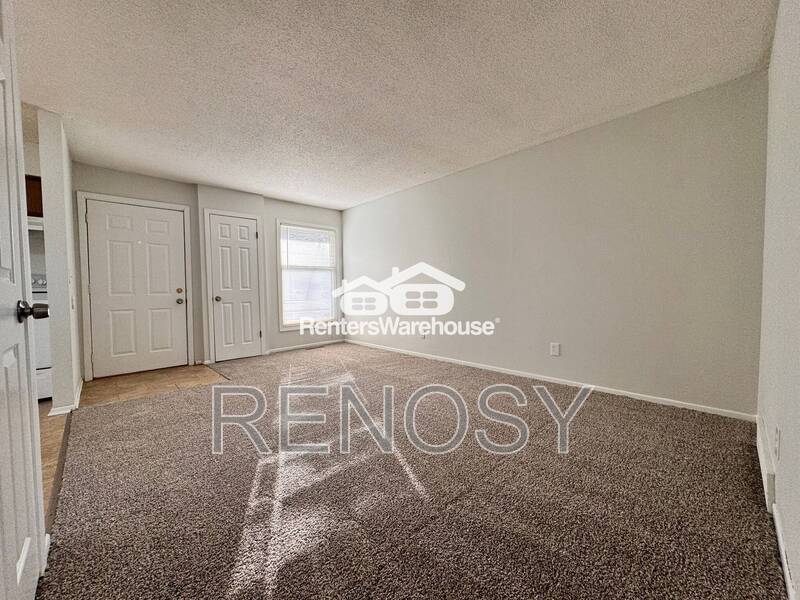 830 Hartford Ave – photo 2