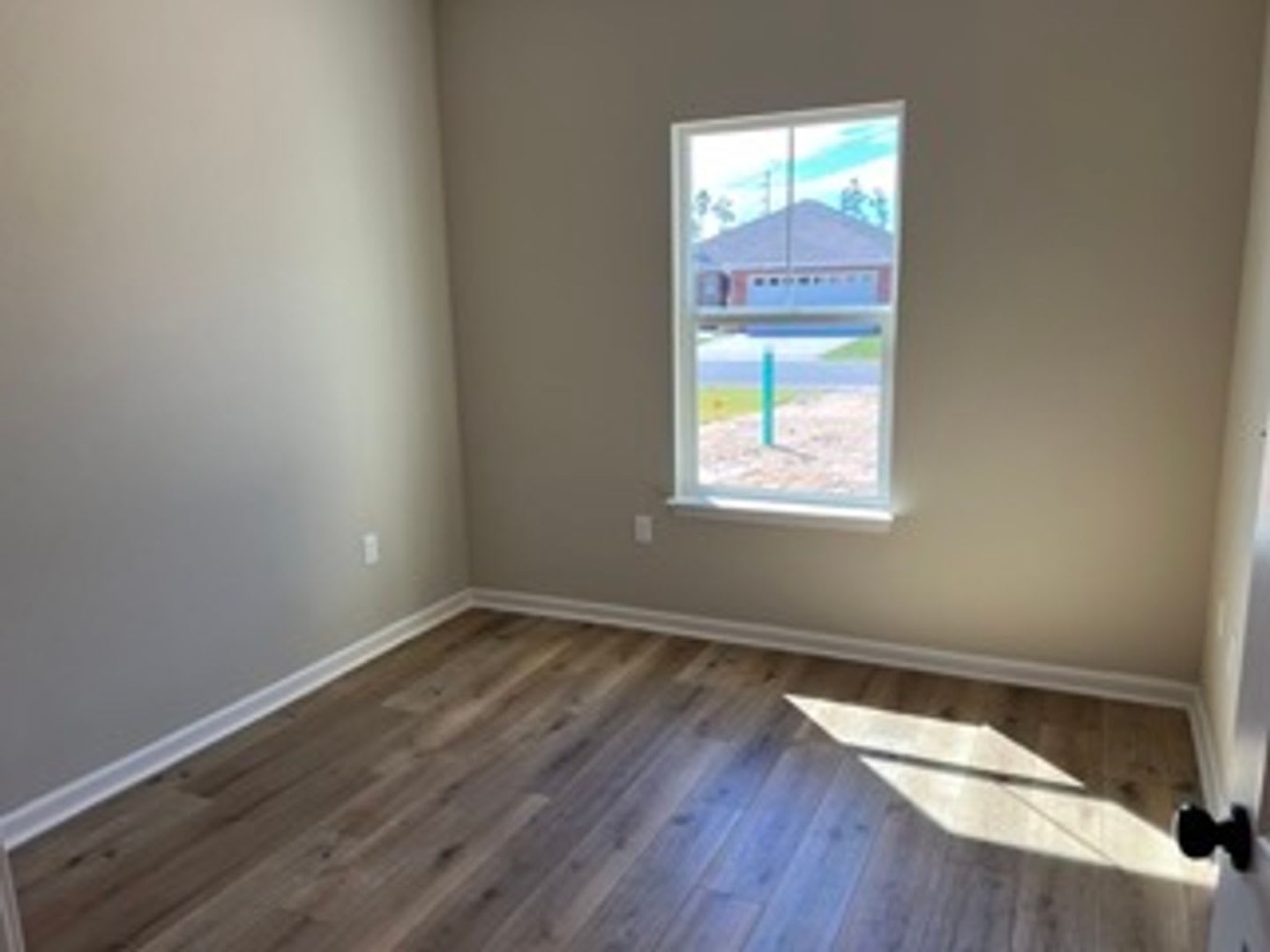 Single-Family House for Rent – photo 4