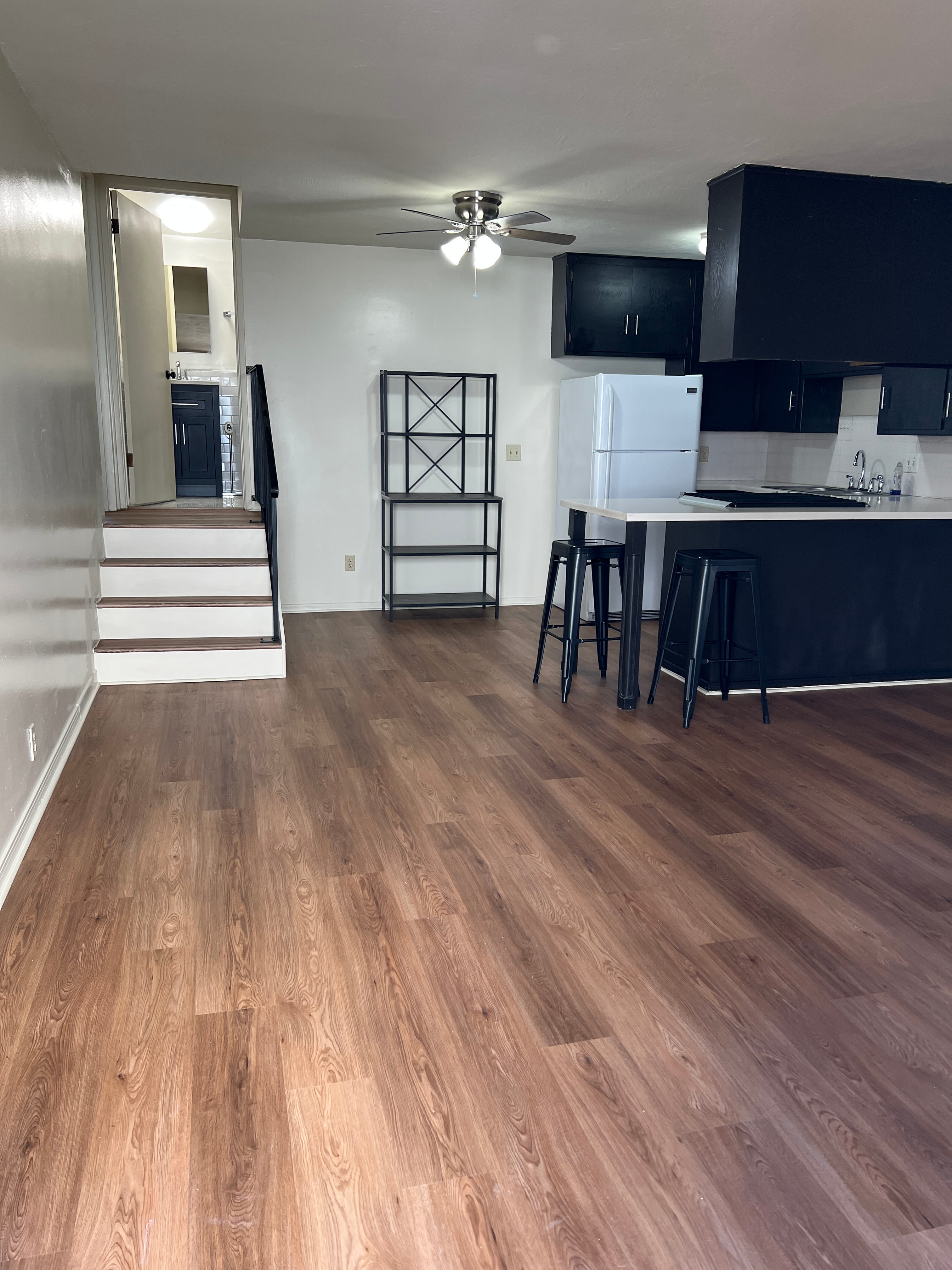 240 S Holliston Ave – photo 3