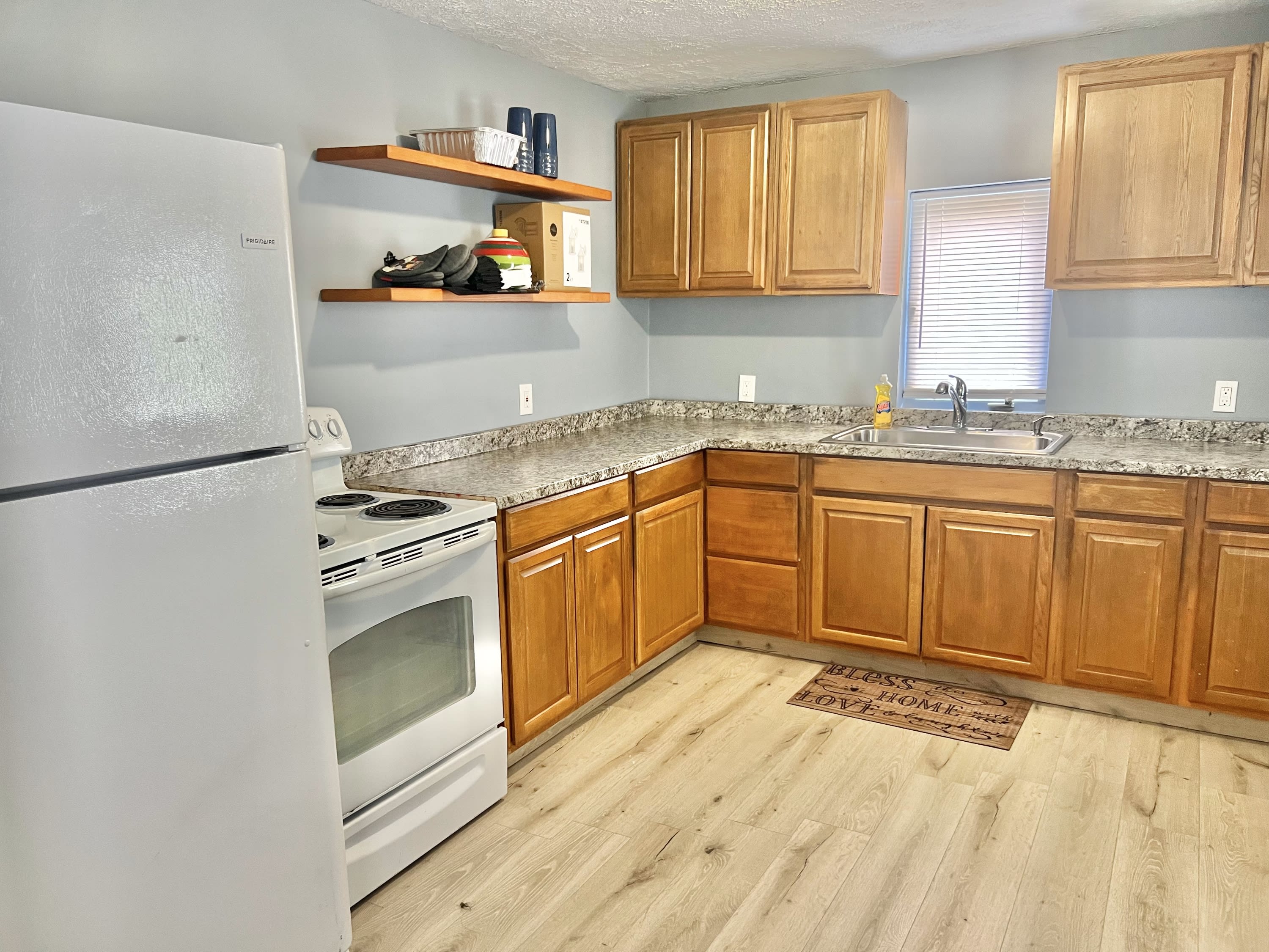 500 Beecher Street – photo 4