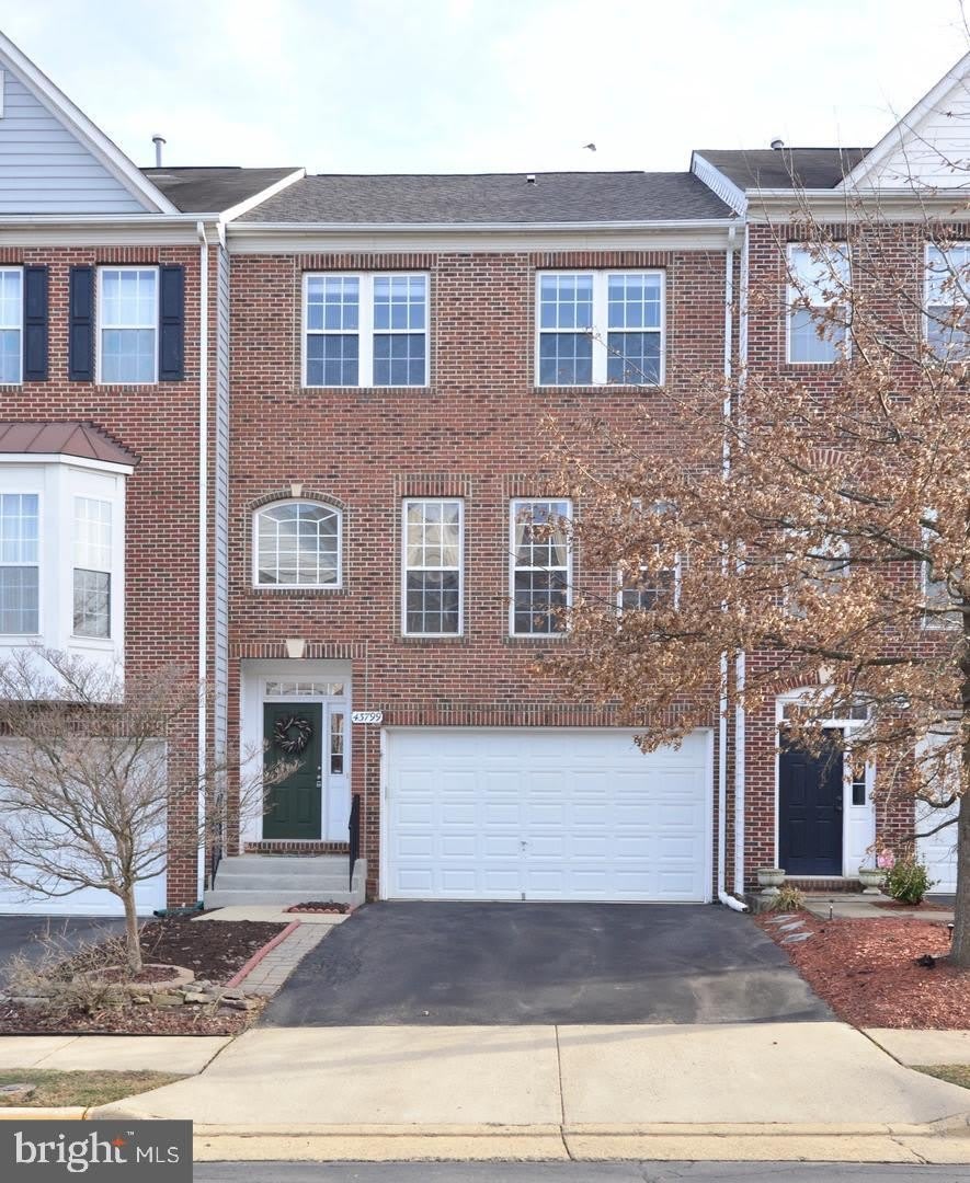43799 MAISON BLANC Square – photo 1