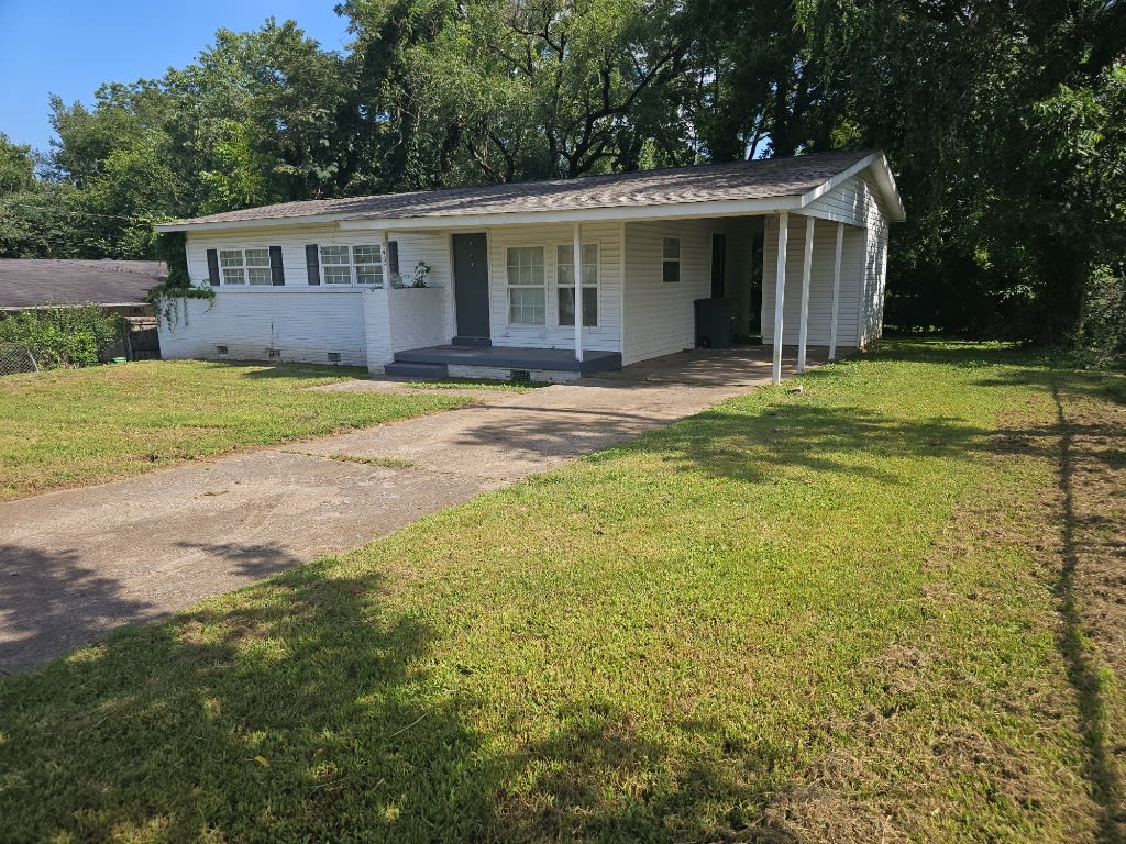 2407 Medaris Road Northwest – photo 1