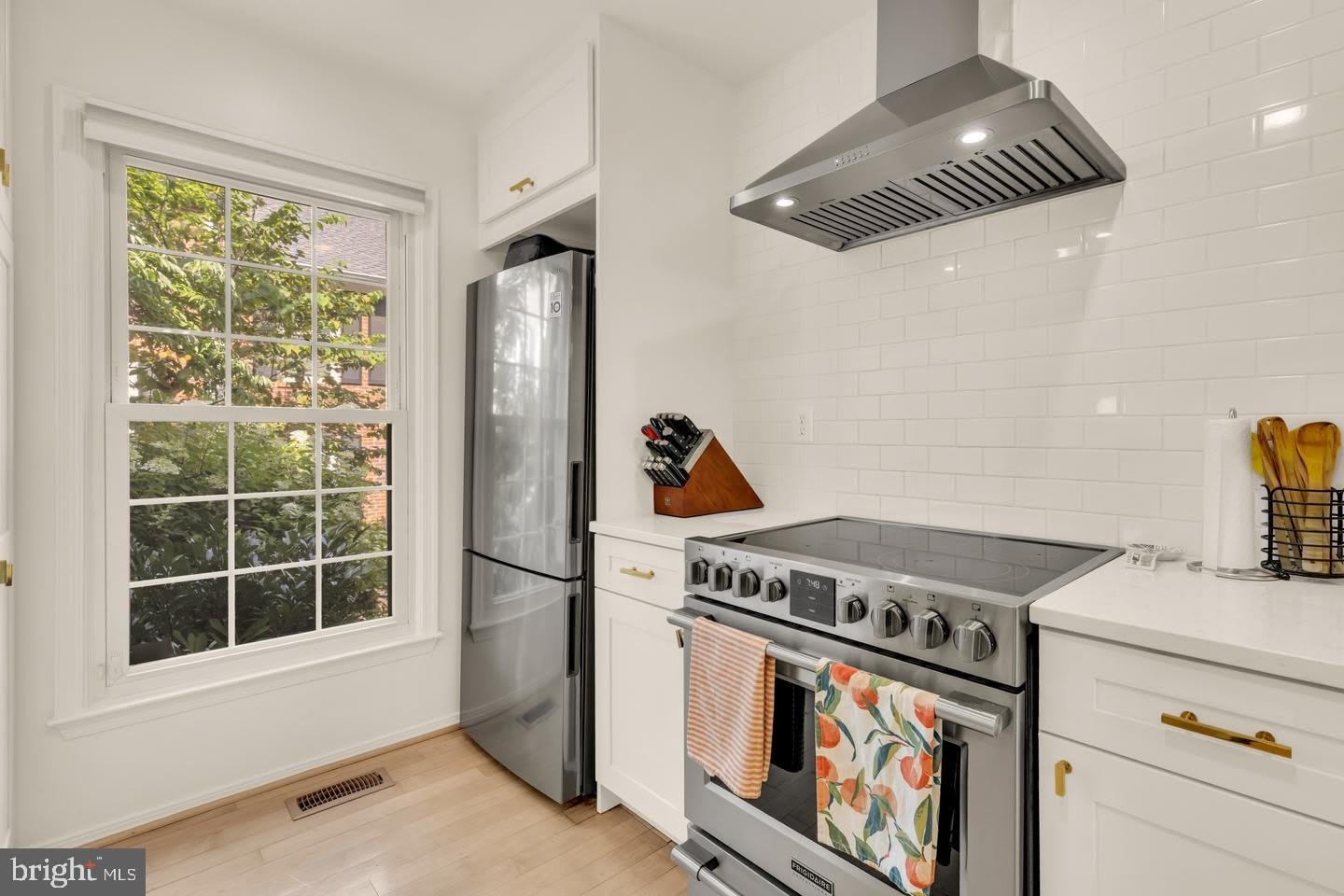 2536 S WALTER REED Drive – photo 4