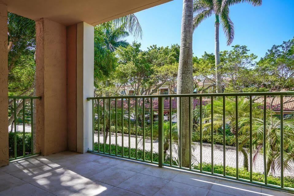 140 Yacht Club Way – photo 2