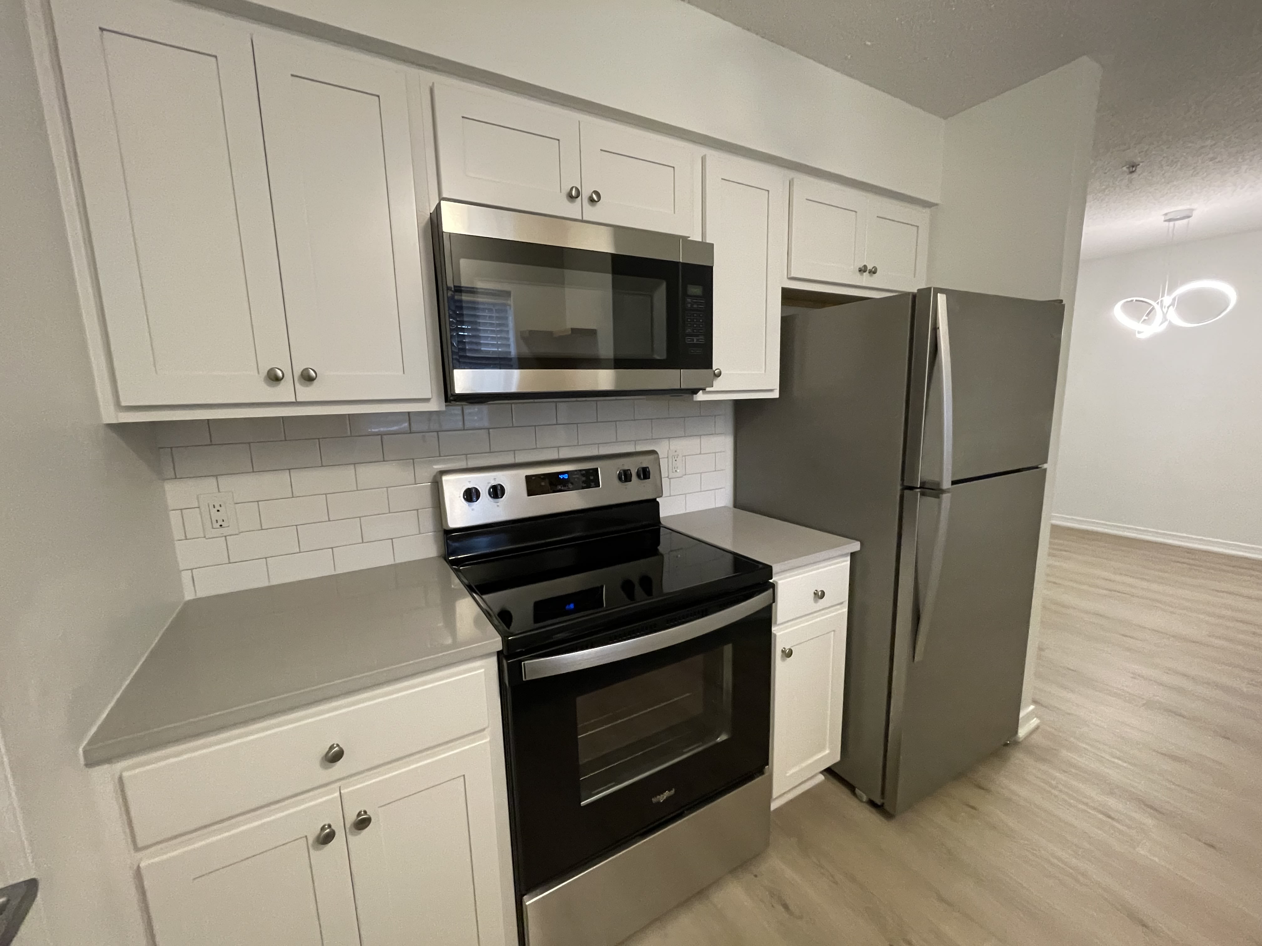 4270 Calinda Lane – photo 1