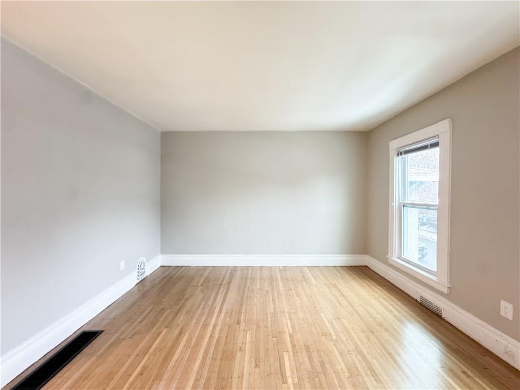 102 Gregory Street – photo 5
