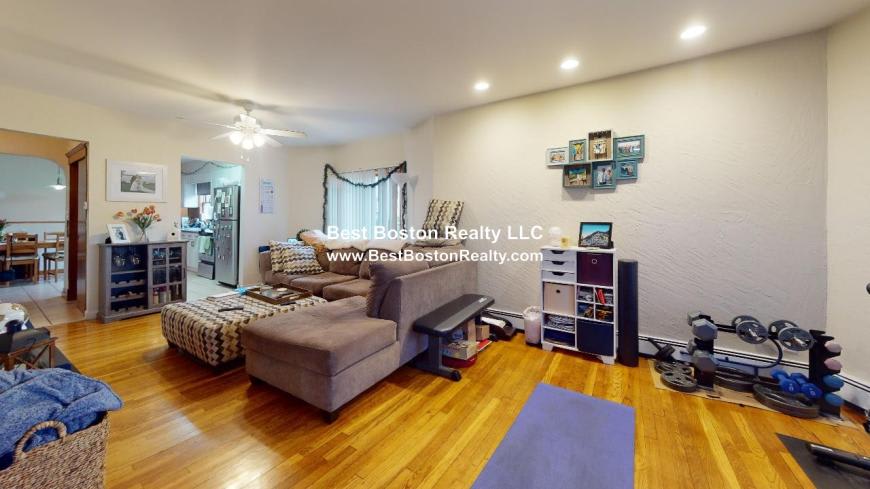 1 Vassar St. – photo 1