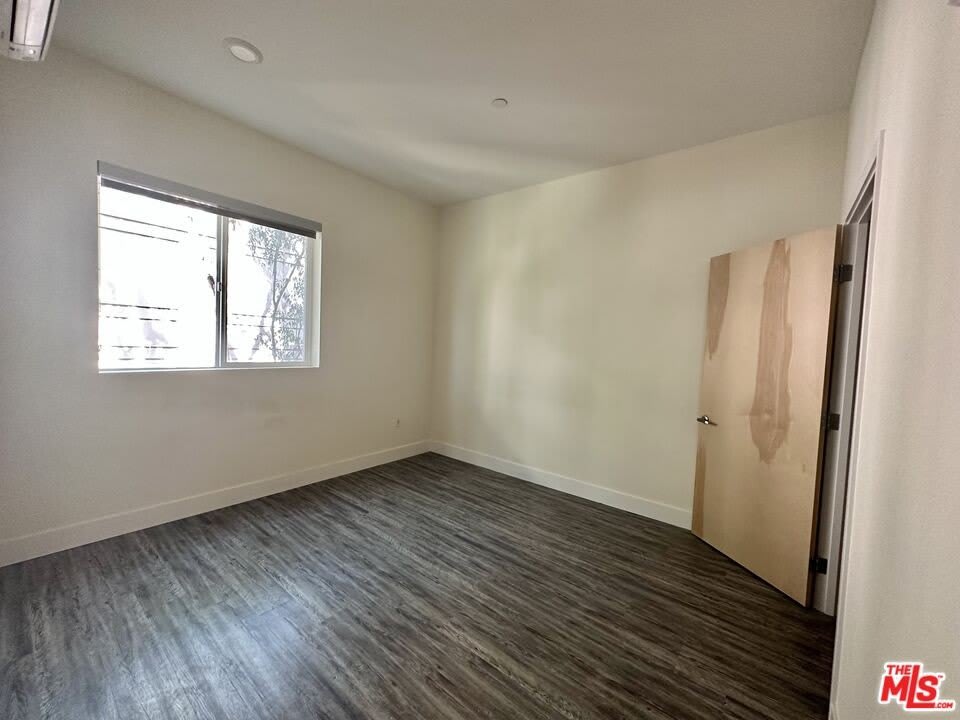 11115 Mccormick St – photo 5