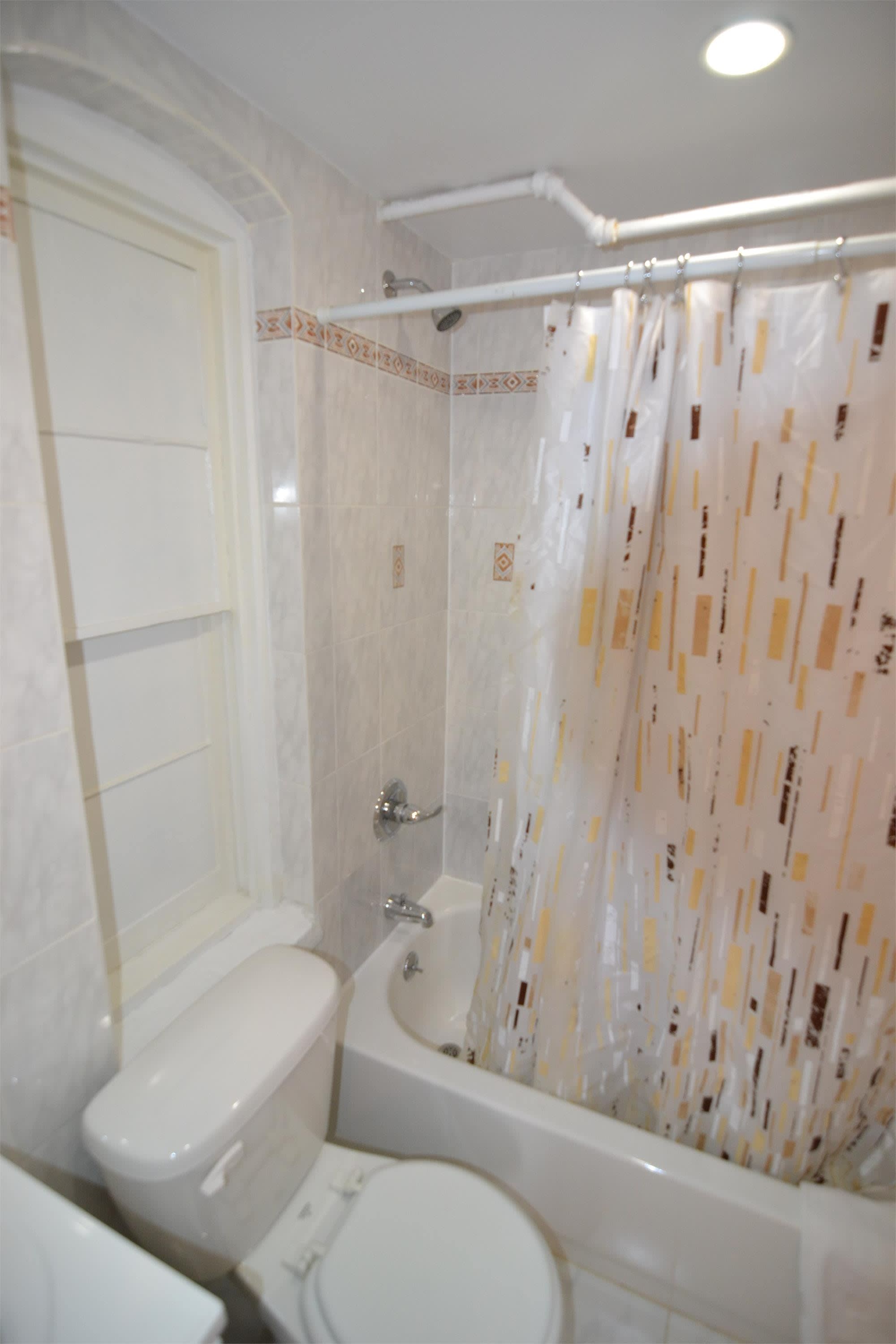 464 Classon Avenue2 bedrooms, 2 bathrooms – photo 2