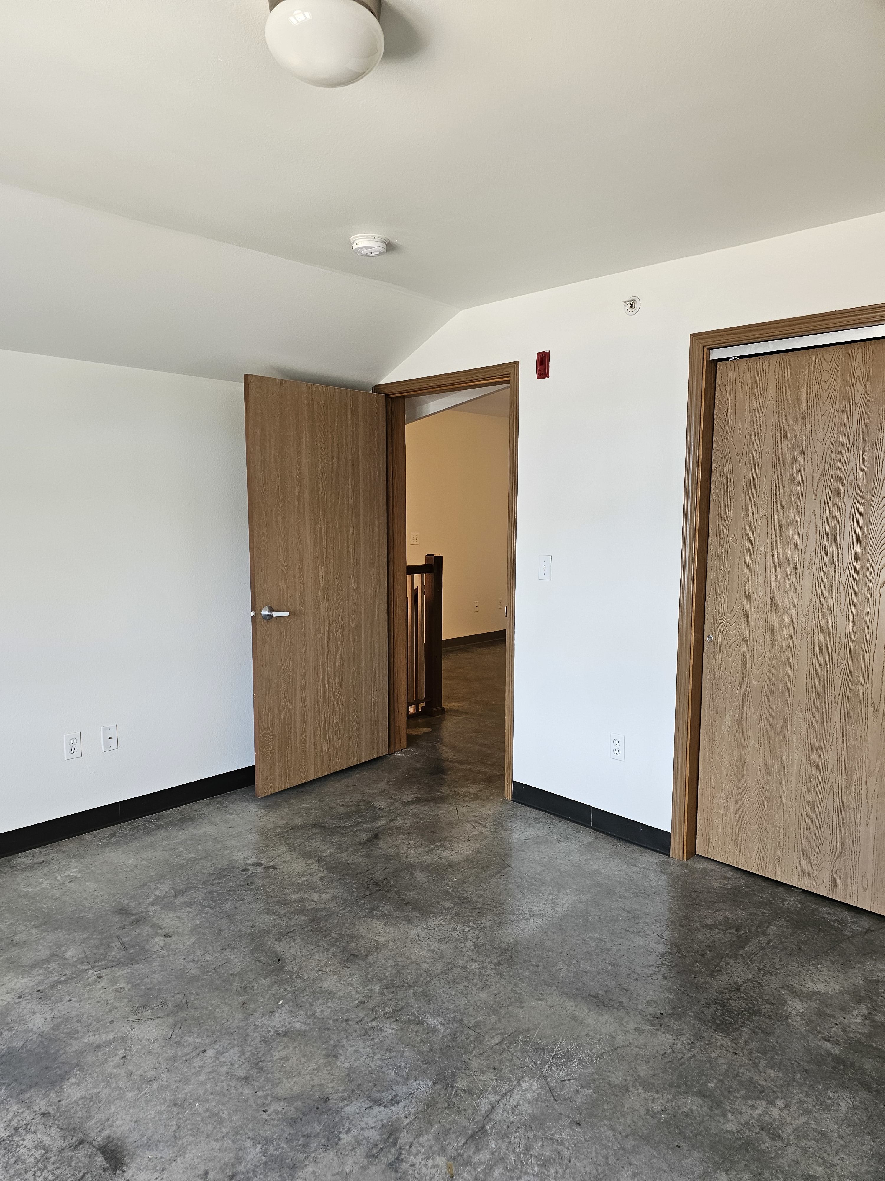 943 South Gilbert Street – photo 3